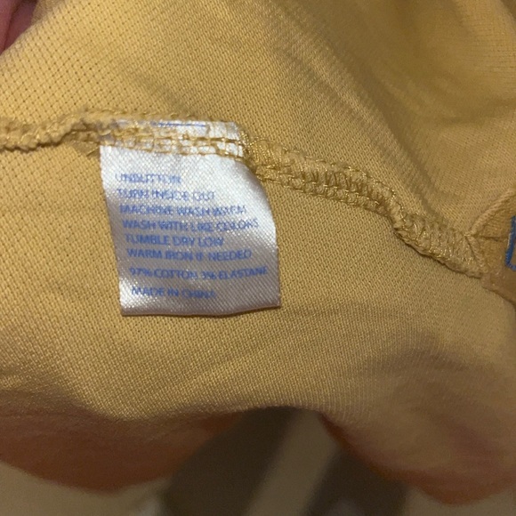 Men’s Southern Tide Skipjack Polo - Medium - Picture 4 of 4